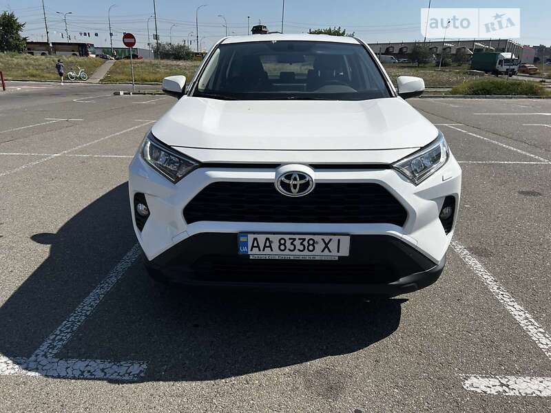 2019 toyota rav4