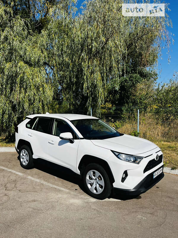 2019 toyota rav4