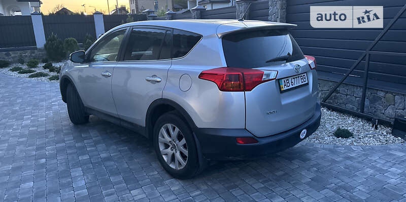 2013 toyota rav4
