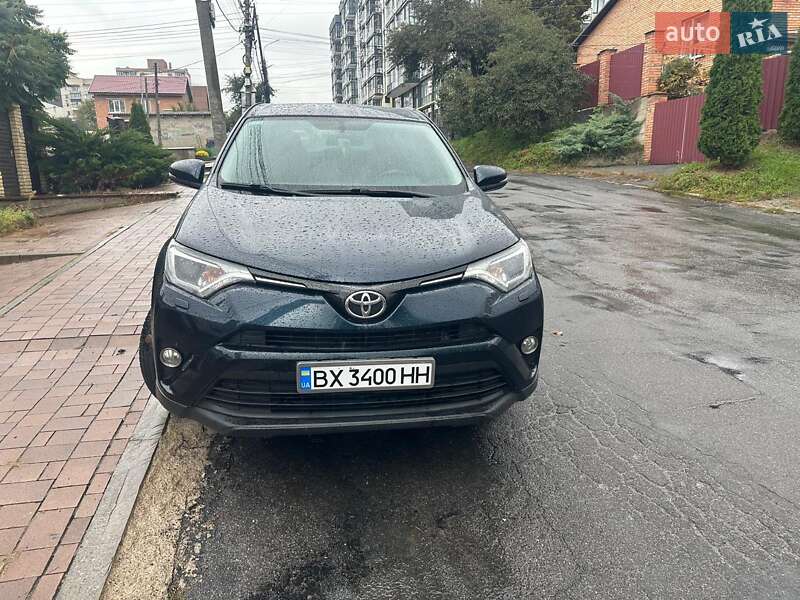 2017 toyota rav4
