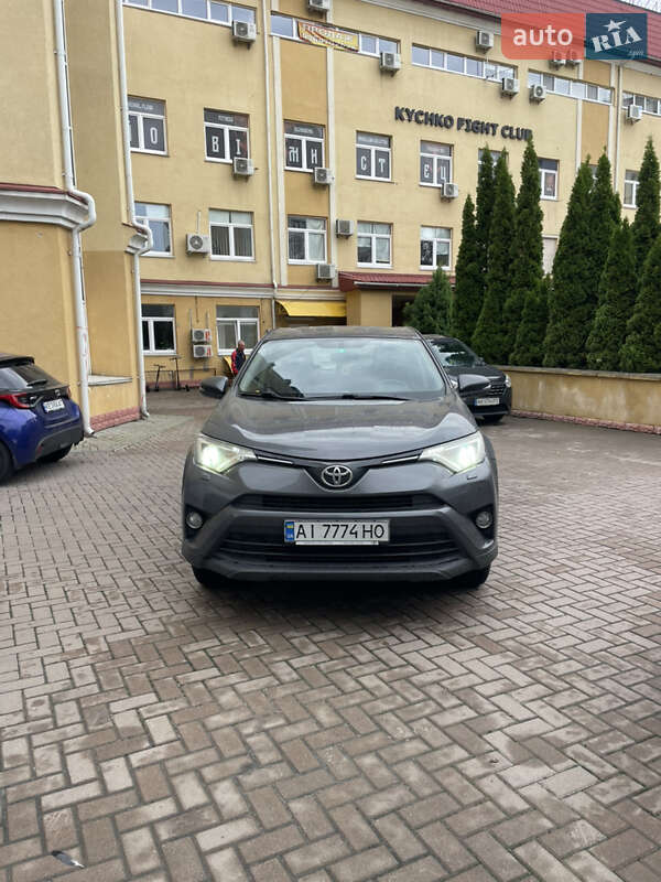 2018 toyota rav4