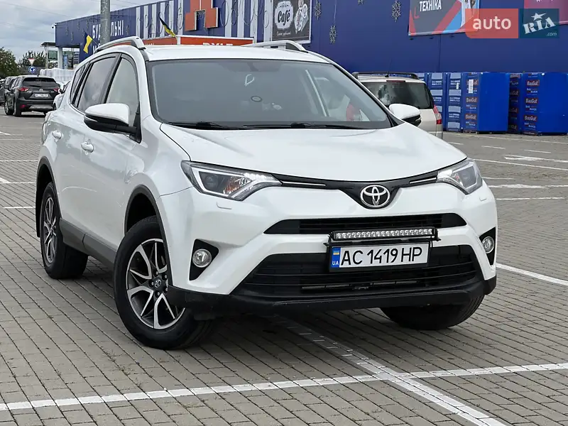 2018 toyota rav4