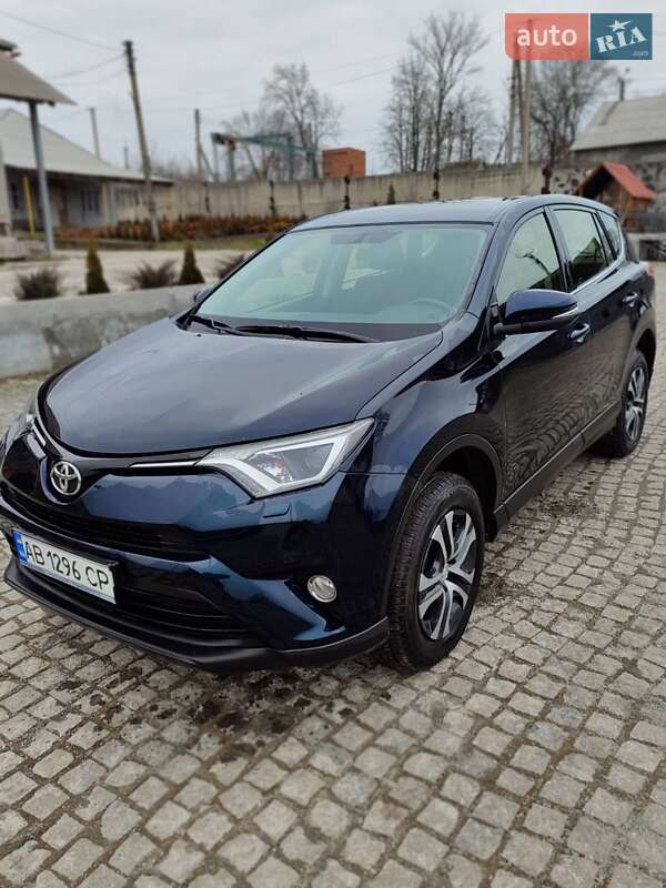 2017 toyota rav4