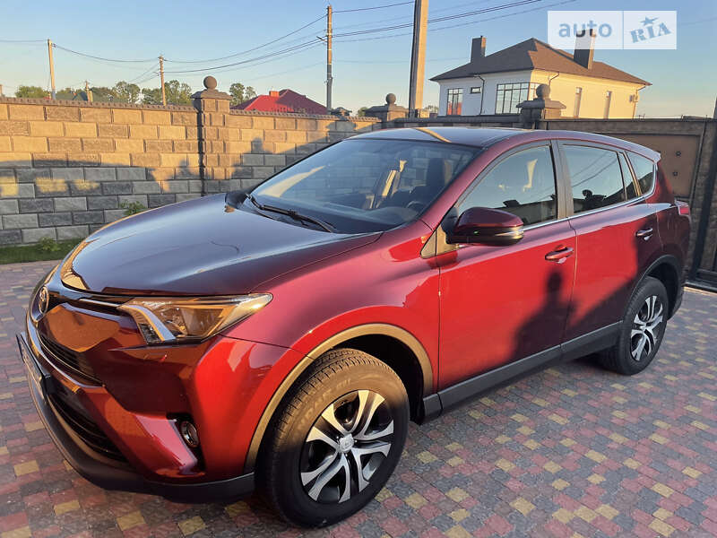 2017 toyota rav4