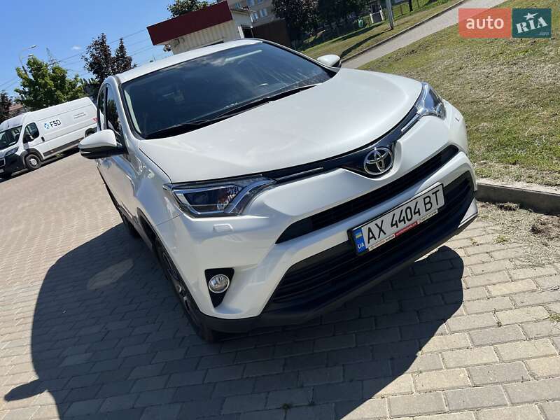 2018 toyota rav4