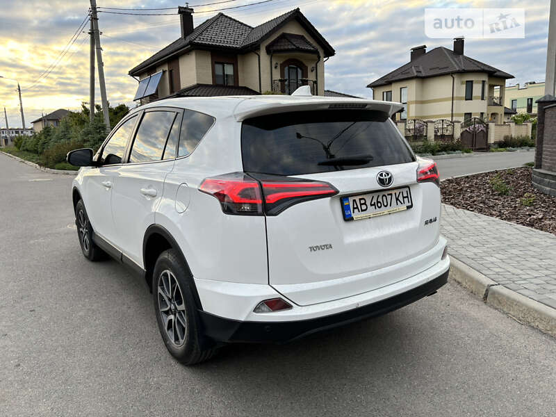 2018 toyota rav4