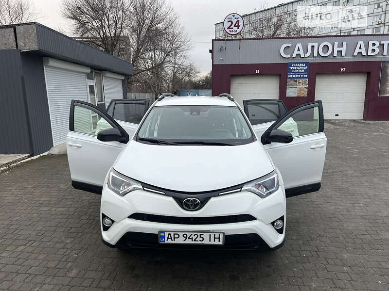 2017 toyota rav4