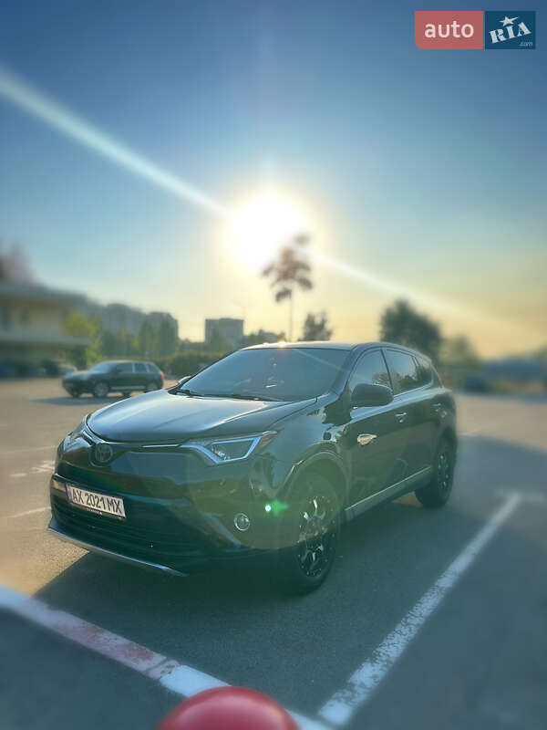 2017 toyota rav4