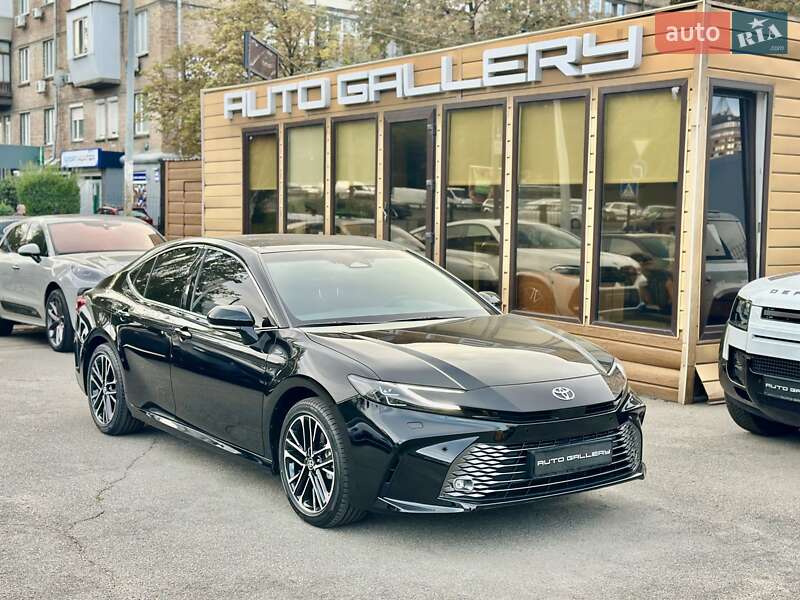 2025 toyota camry