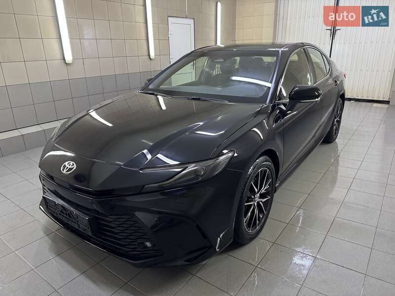 2025 toyota camry