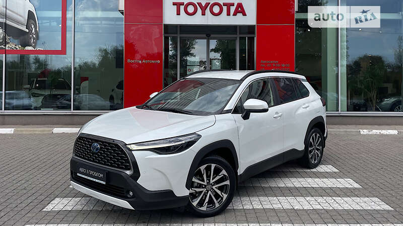 2022 toyota corolla cross hybrid