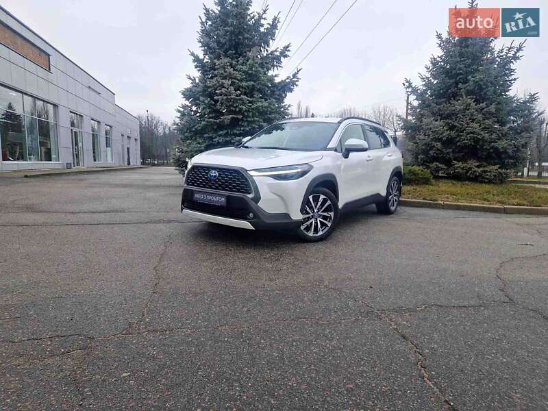 2023 toyota corolla cross hybrid