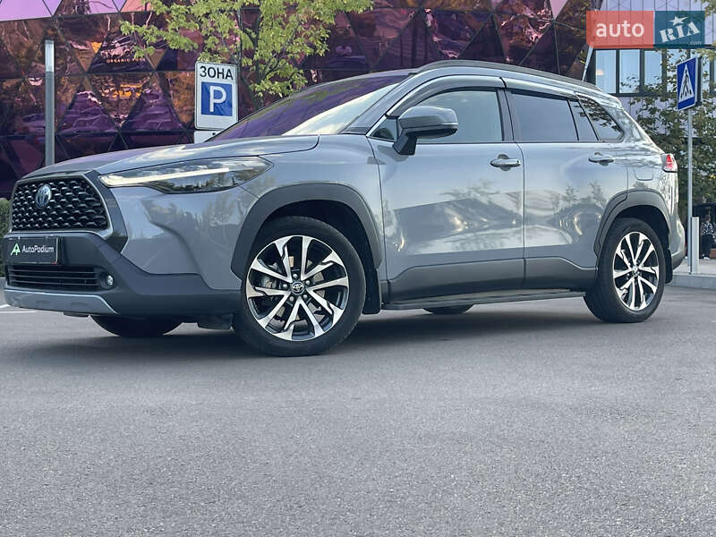 2023 toyota corolla cross hybrid