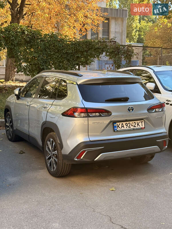 2023 toyota corolla cross hybrid
