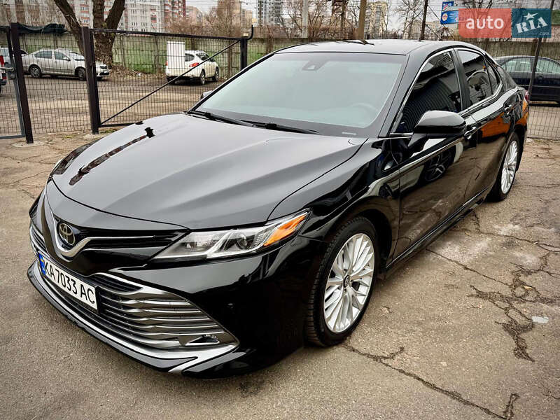 2017 toyota camry
