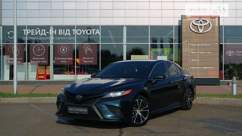 2017 toyota camry