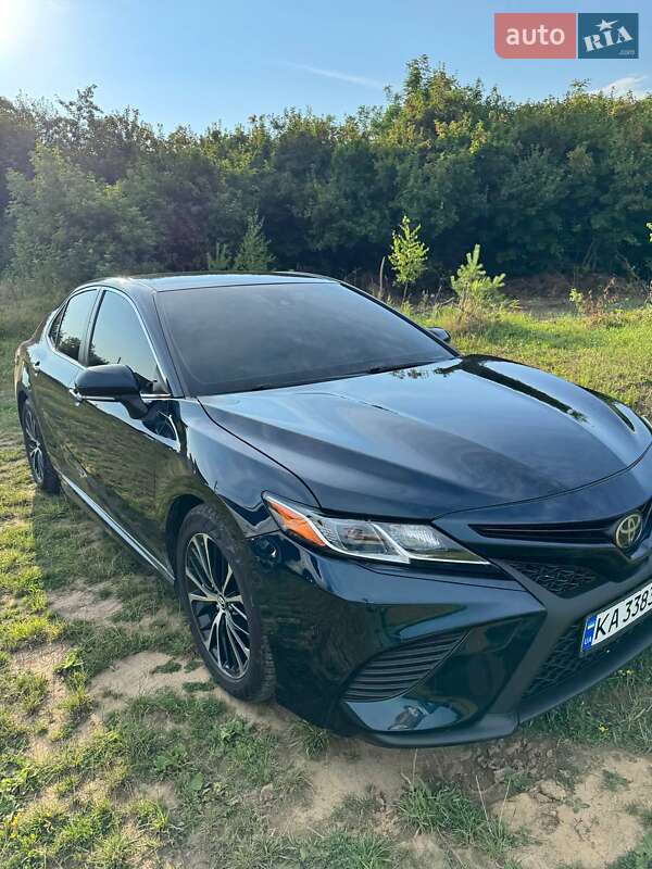 2017 toyota camry