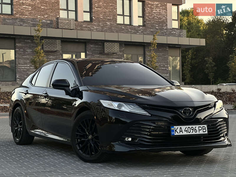 2017 toyota camry