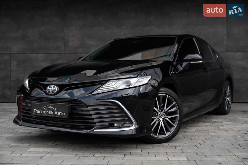 2021 toyota camry