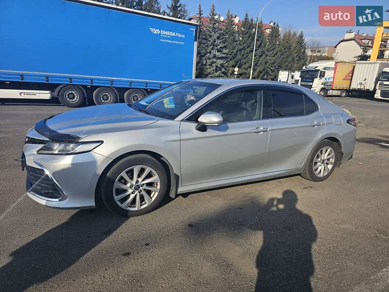 2021 toyota camry
