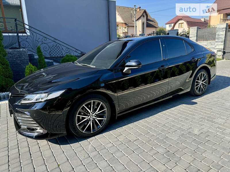 2023 toyota camry
