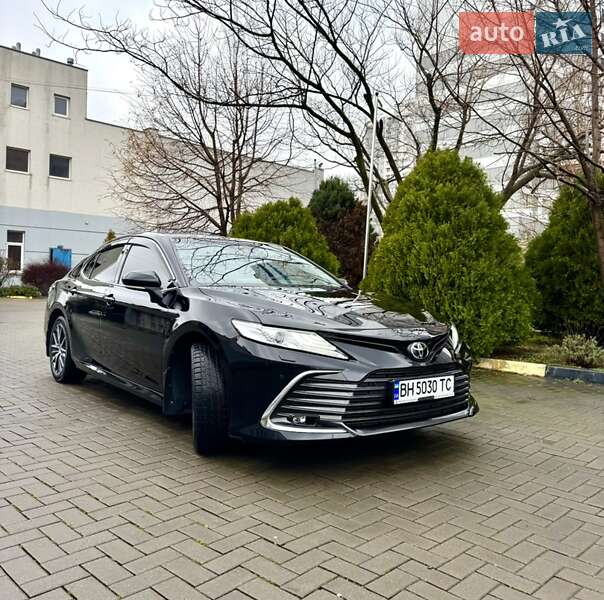 2021 toyota camry