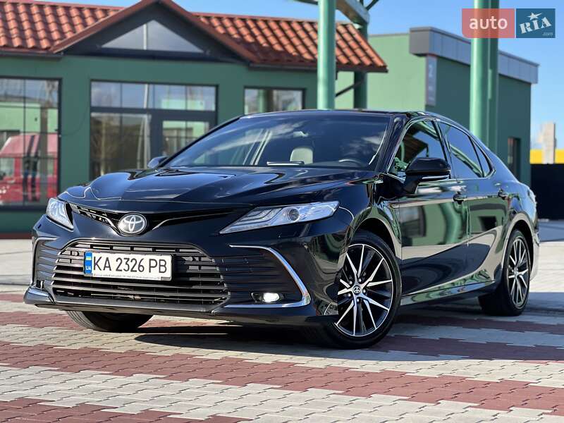 2021 toyota camry