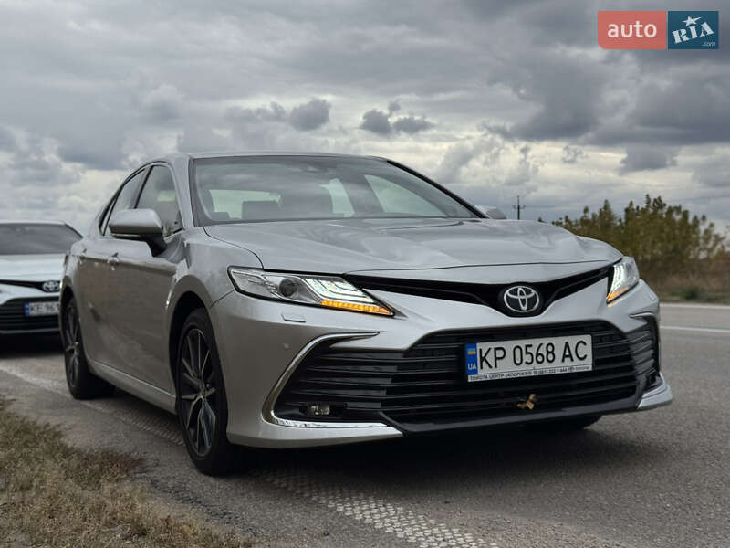 2021 toyota camry
