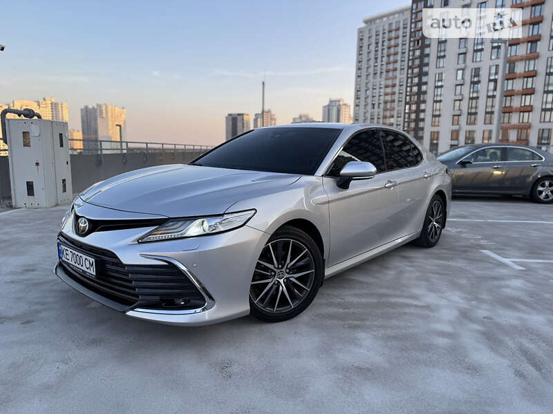 2021 toyota camry