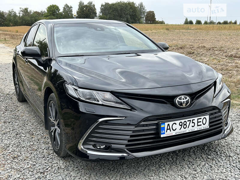 2021 toyota camry