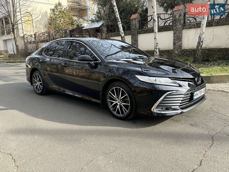 2021 toyota camry