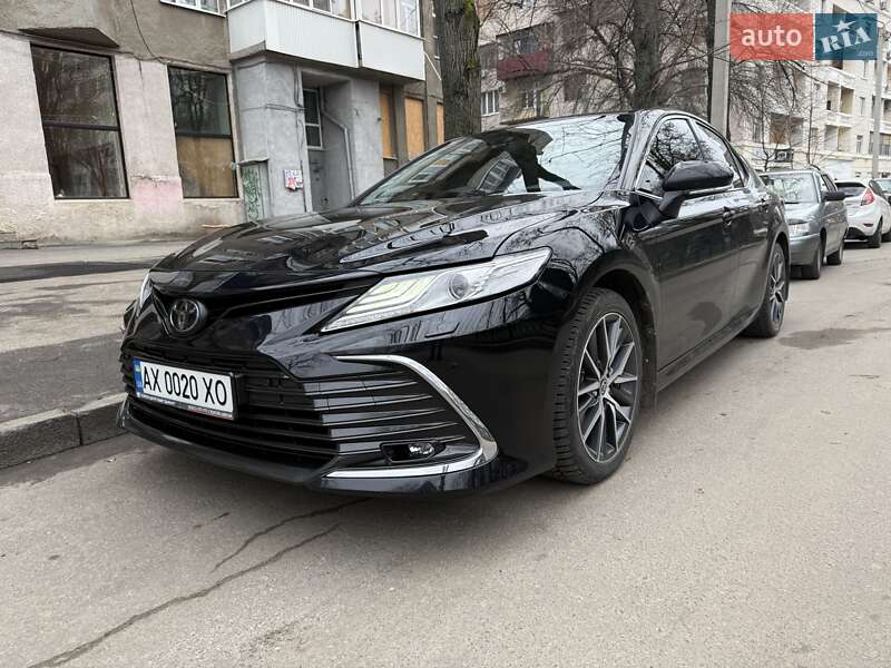 2021 toyota camry