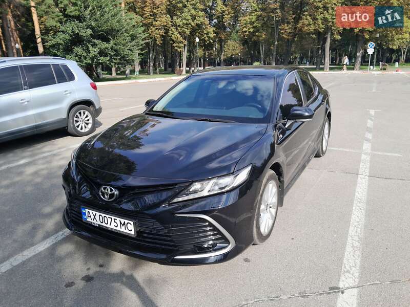 2021 toyota camry