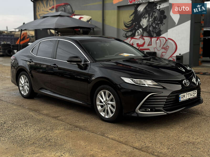 2021 toyota camry