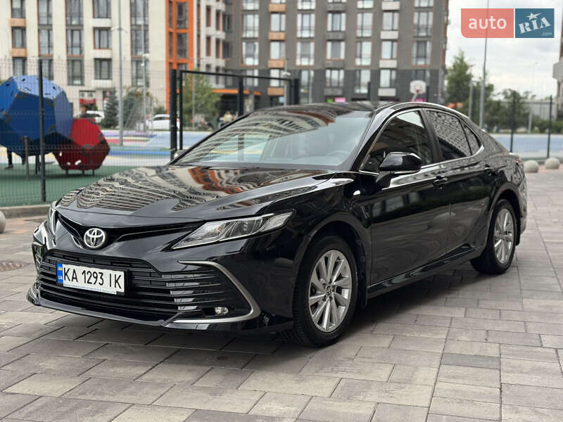 2022 toyota camry