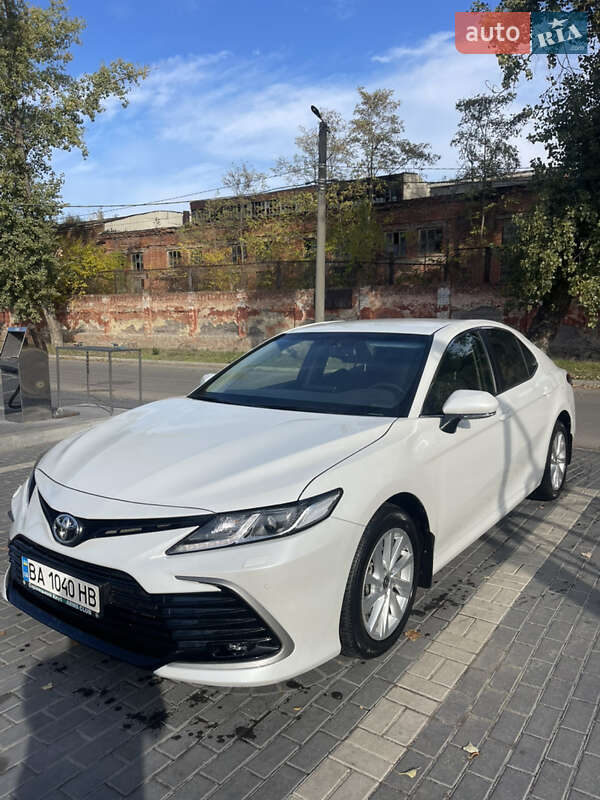 2023 toyota camry