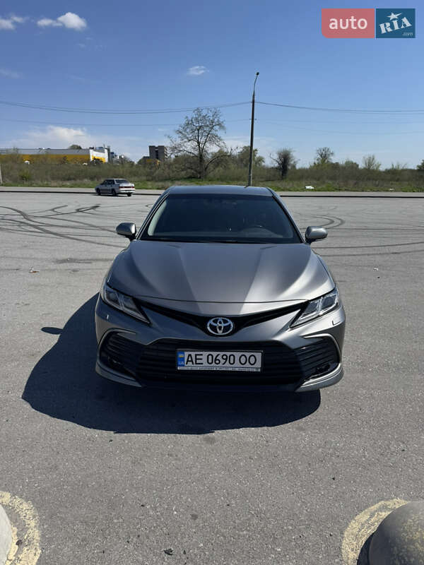 2021 toyota camry