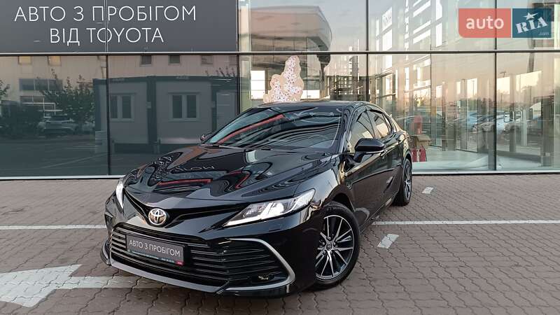 2021 toyota camry