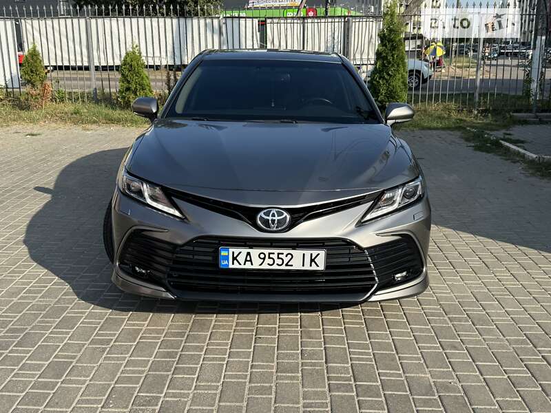 2021 toyota camry