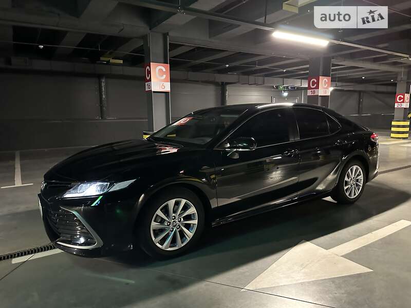 2022 toyota camry