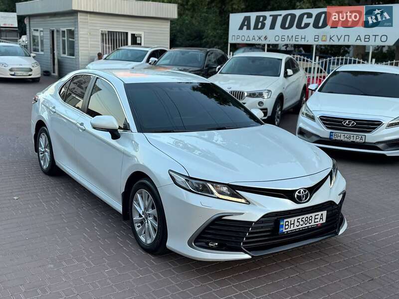 2021 toyota camry
