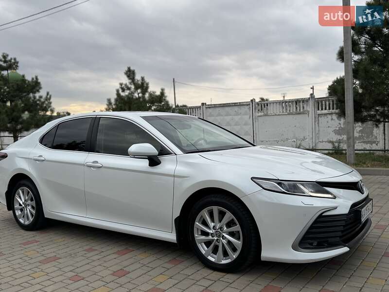 2021 toyota camry