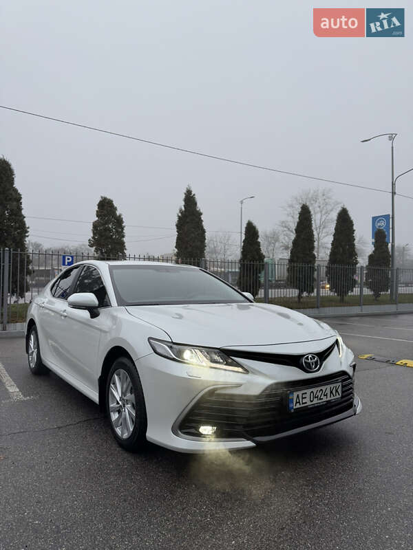 2021 toyota camry