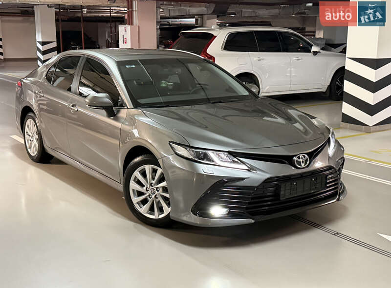 2023 toyota camry