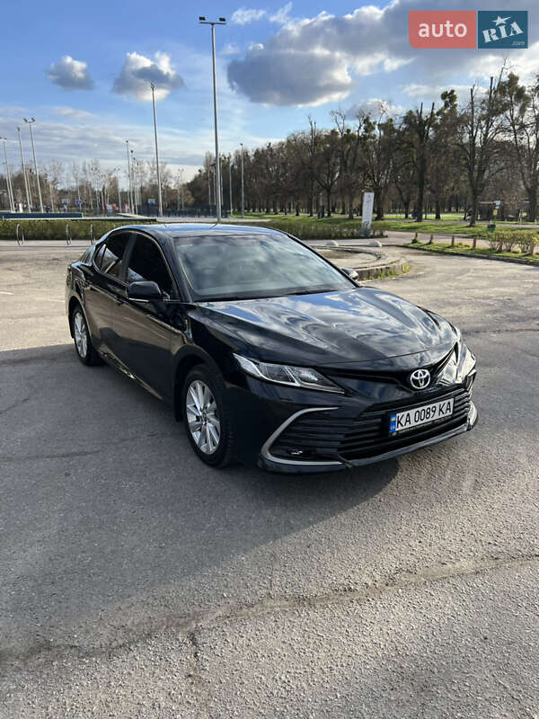 2021 toyota camry