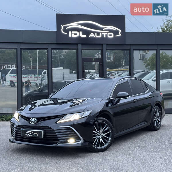 2021 toyota camry