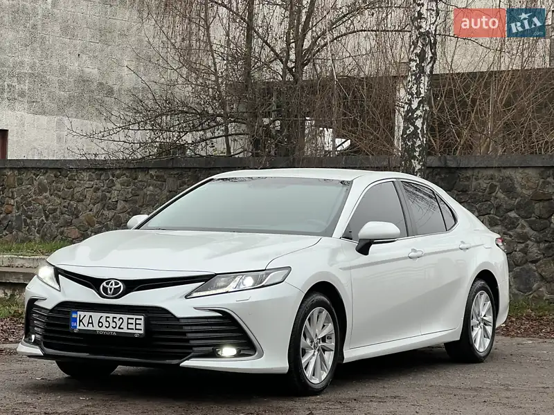 2021 toyota camry