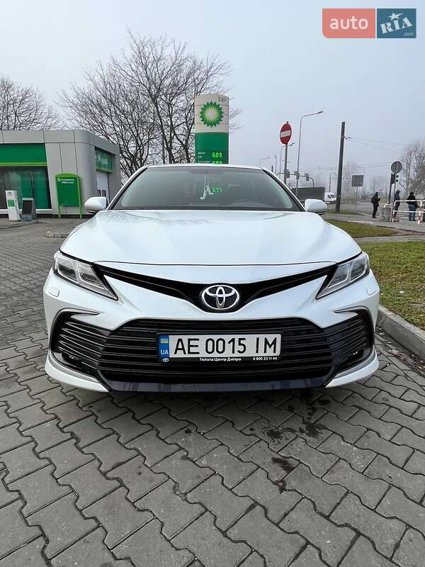 2021 toyota camry