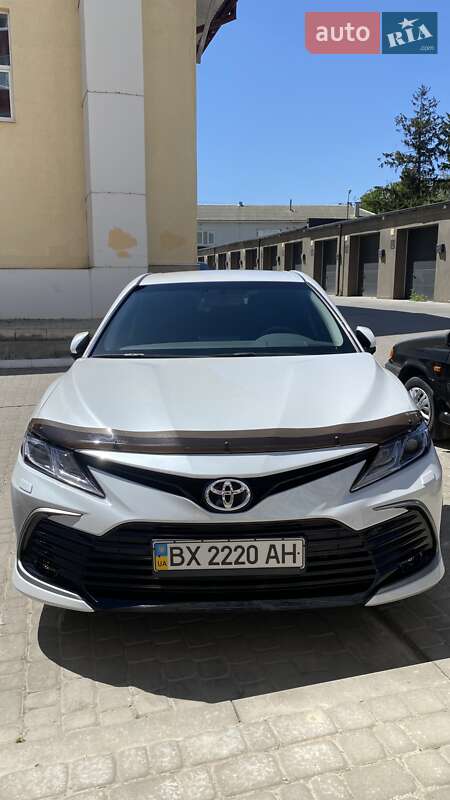 2021 toyota camry
