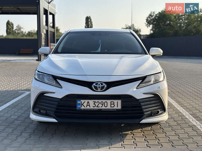 2021 toyota camry